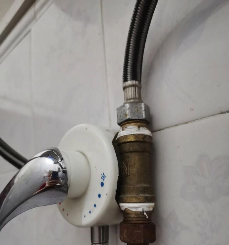 热水器拆卸的简单图解是什么?