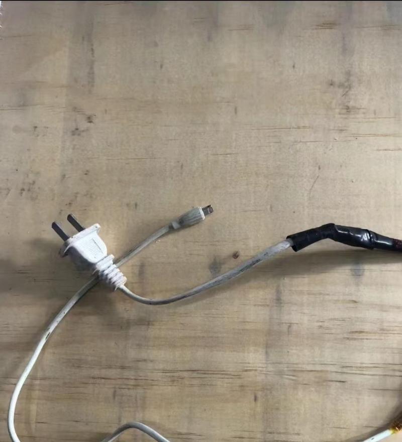 手机充电器错误拔出后如何修复?